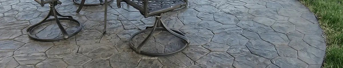 Garden relaxation area with professionally installed stone flooring in Sarasota FL